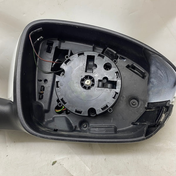 Renault Megane 4 Sağ Dikiz Aynası 3009014002 En Uygun Oto Parça