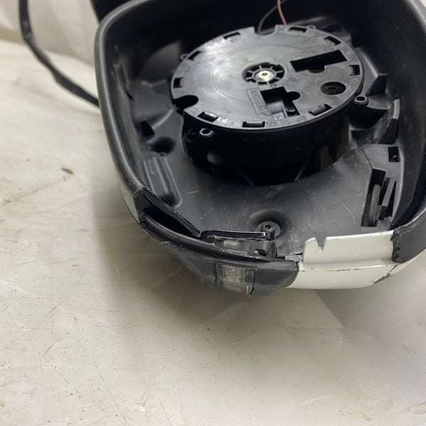 Renault Megane 4 Sağ Dikiz Aynası 3009014002 En Uygun Oto Parça