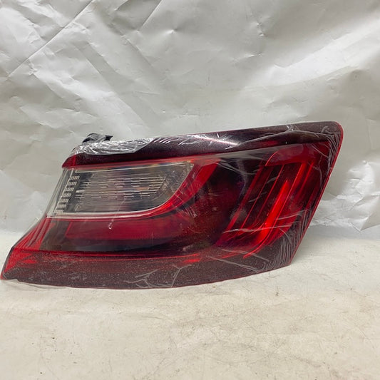 Renault Megane 4 Sağ Dış Stop 16-22 265507297R Çıkma Sıfır En Uygun Oto Parça