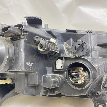 Renault Symbol Sol Far LED 17-20 260606236R Orijinal Çıkma En Uygun Oto Parça