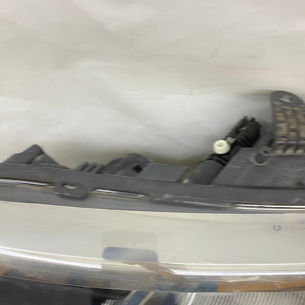 Renault Symbol Sol Far LED 17-20 260606236R Orijinal Çıkma En Uygun Oto Parça