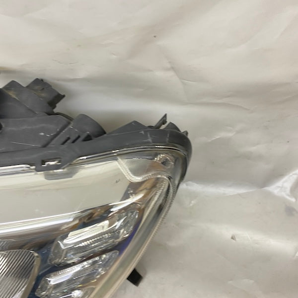 Renault Symbol Sol Far LED 17-20 260606236R Orijinal Çıkma En Uygun Oto Parça