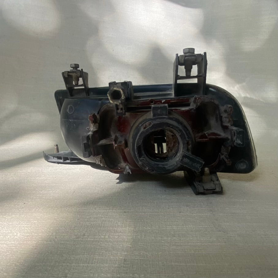 SAAB 9-5 Sol Ön Sis Lambası 5284526 LH 2002-05
