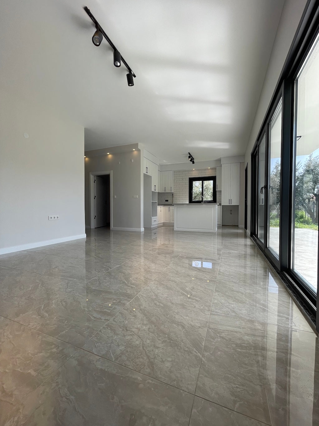 Satılık Müstakil Villa Şarköy Cumhuriyet Mh – 4+1 Tripleks, Sıfır, Bahçeli