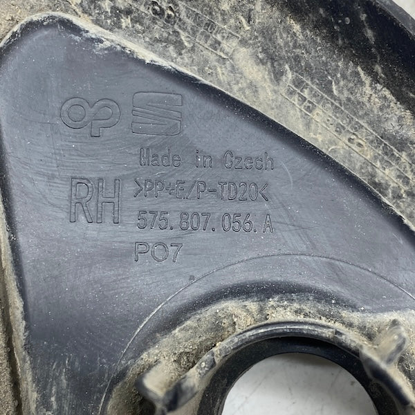 Seat Ateca Ön Tampon Köşe Çıtası 575807056A Orijinal Çıkma En Uygun Oto Parça