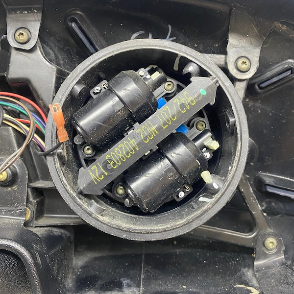 Silverado Yukon Escalade Sağ Dikiz Aynası 03-06 En Uygun Oto Parça