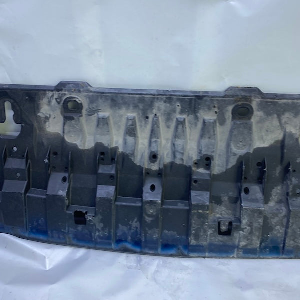 Skoda Superb Ön Tampon Alt Muhafaza 3V0807611A