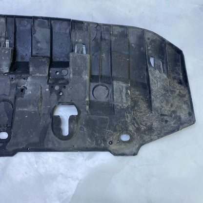 Skoda Superb Ön Tampon Alt Muhafaza 3V0807611A