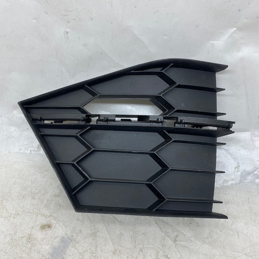 Skoda Superb Ön Tampon Sis Kapağı/Çerçevesi 3V0853665 Orijinal Sıfır En Uygun Oto Parça