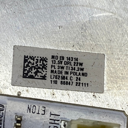 Skoda Superb Sağ Far Köşe Ledi/Beyni 3P0941479B En Uygun Oto Parça