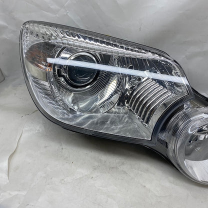Skoda Yeti (5L) Sağ Far Xenon 711307023422 Orijinal Sıfır En Uygun Oto Parça