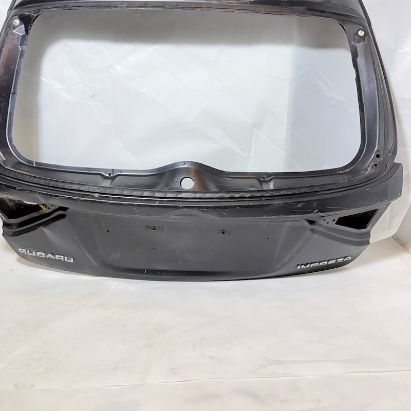 Subaru Impreza Bagaj Kapağı 08-14 En Uygun Oto Parça