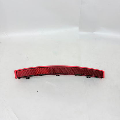 Skoda Superb Sol Arka Tampon Reflektörü 3V5945105 En Uygun Oto Parça