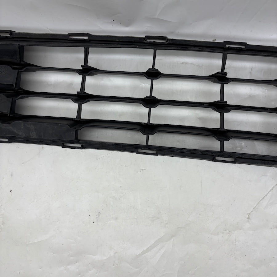 Suzuki Splash Tampon Orta Izgara 71721-51K0 - En Uygun Oto Parça