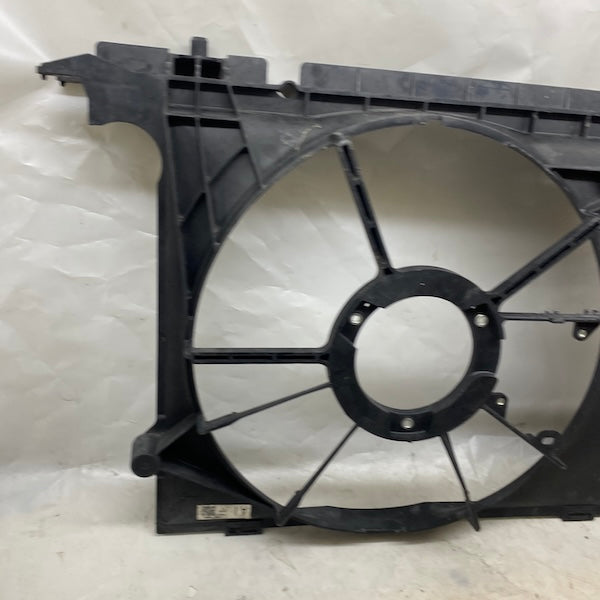 Toyota Auris 1.8 E18 Radyatör Fan MF422750-7640 Orijinal Çıkma En Uygun Oto Parça