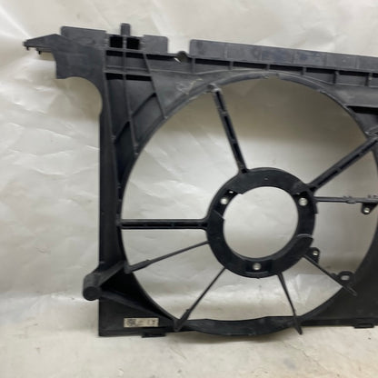 Toyota Auris 1.8 E18 Radyatör Fan MF422750-7640 Orijinal Çıkma En Uygun Oto Parça