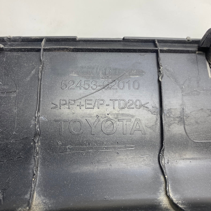 Toyota Auris Arka Tampon Spoyleri S2453-02010