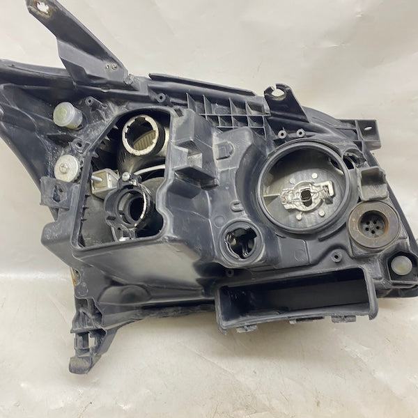 Toyota Avensis Sol Far Mercekli En Uygun Oto Parça