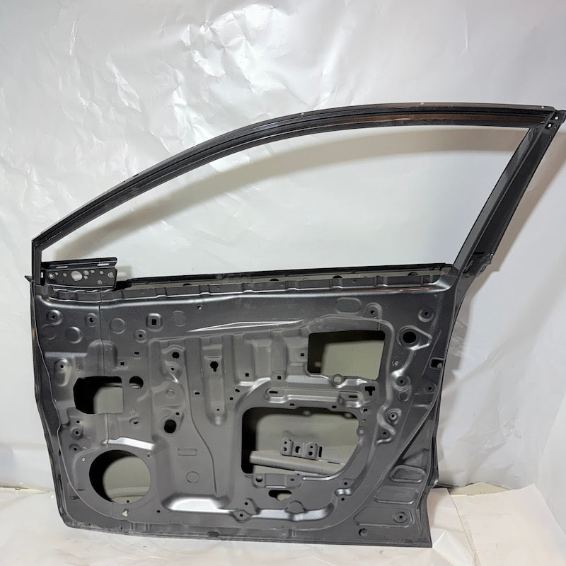 Toyota CH-R Sağ Ön Kapı 2016-2023 Orijinal Çıkma En Uygun Oto Parça