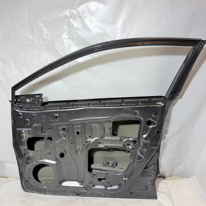 Toyota CH-R Sağ Ön Kapı 2016-2023 Orijinal Çıkma En Uygun Oto Parça