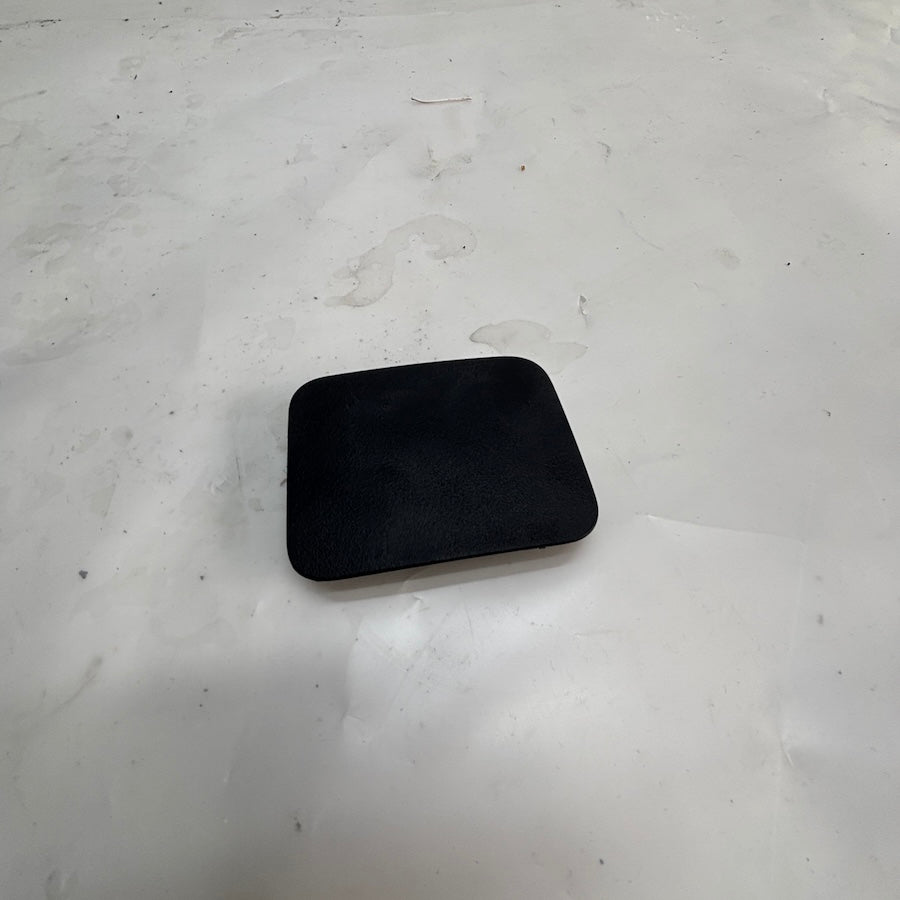 Toyota CHR Arka Tampon Çeki Demir Kapağı 52162-F4010