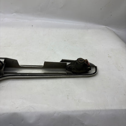 Toyota Corolla Bagaj Çıtası / Bagaj Açma Butonu 76801-02150 - En Uygun Oto Parça