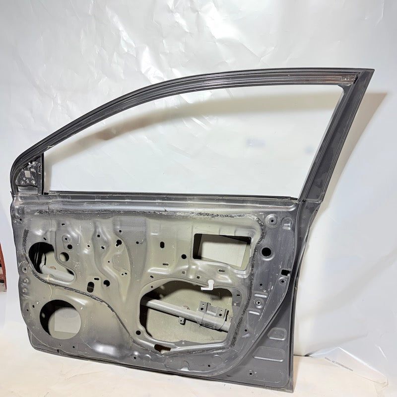 Toyota Corolla E150 Sağ Ön Kapı Komple 07-13 En Uygun Oto Parça