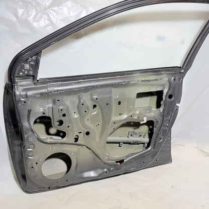 Toyota Corolla E150 Sağ Ön Kapı Komple 07-13 En Uygun Oto Parça