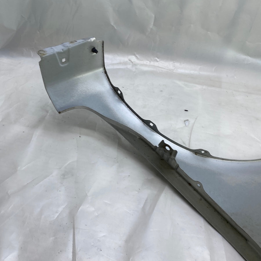 Toyota Corolla Ön Sağ Çamurluk 2008-2012 Orijinal Çıkma