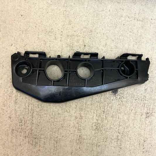 Toyota Corolla Ön Tampon Braketi 52116-02190