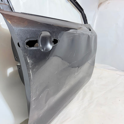 Toyota Corolla Sağ Ön Kapı 20-24 En Uygun Oto Parça