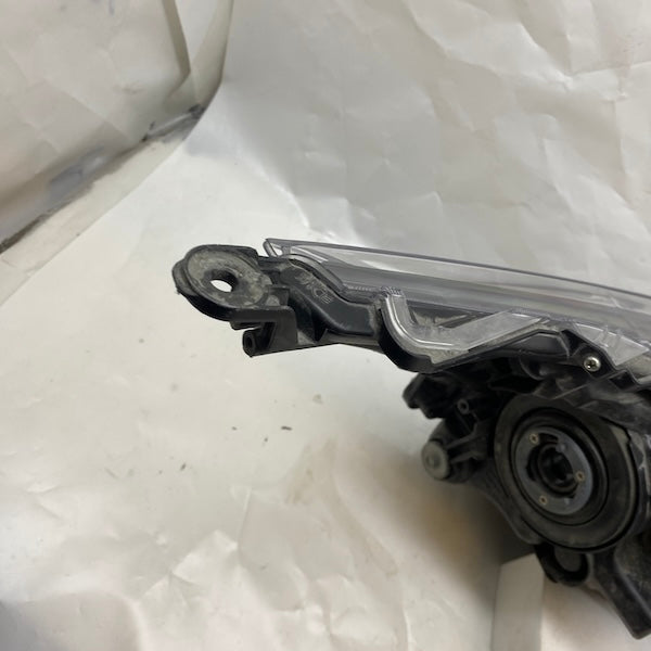 Toyota Corolla Sol Far 19345f 81150-02T131 2019-22