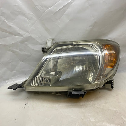 Toyota Hilux Sol Far 81106-0K010 Motorlu En Uygun Oto Parça