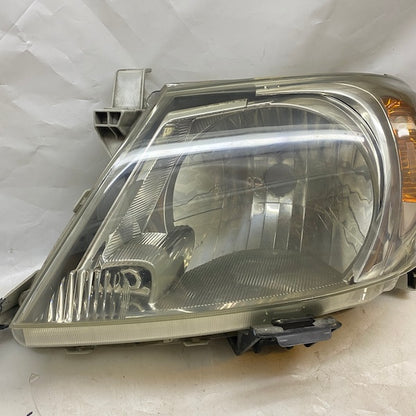 Toyota Hilux Sol Far 81106-0K010 Motorlu En Uygun Oto Parça