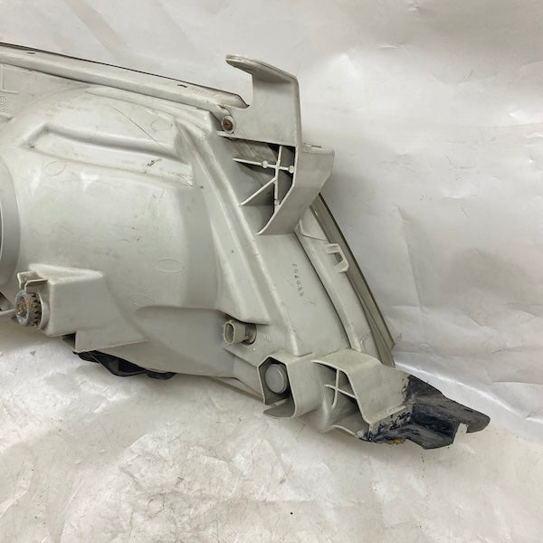 Toyota Hilux Sol Far 81106-0K010 Motorlu En Uygun Oto Parça