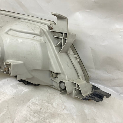 Toyota Hilux Sol Far 81106-0K010 Motorlu En Uygun Oto Parça