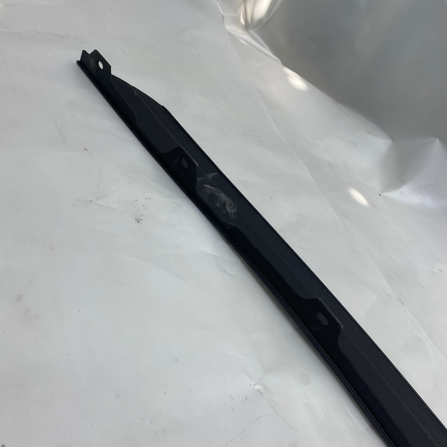 Toyota Yaris Hybrid Ön Tampon Spoyleri 76877-02150 - En Uygun Oto Parça