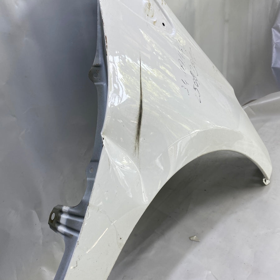 Toyota Yaris Ön Sağ Çamurluk 2012-2016 Orijinal Çıkma