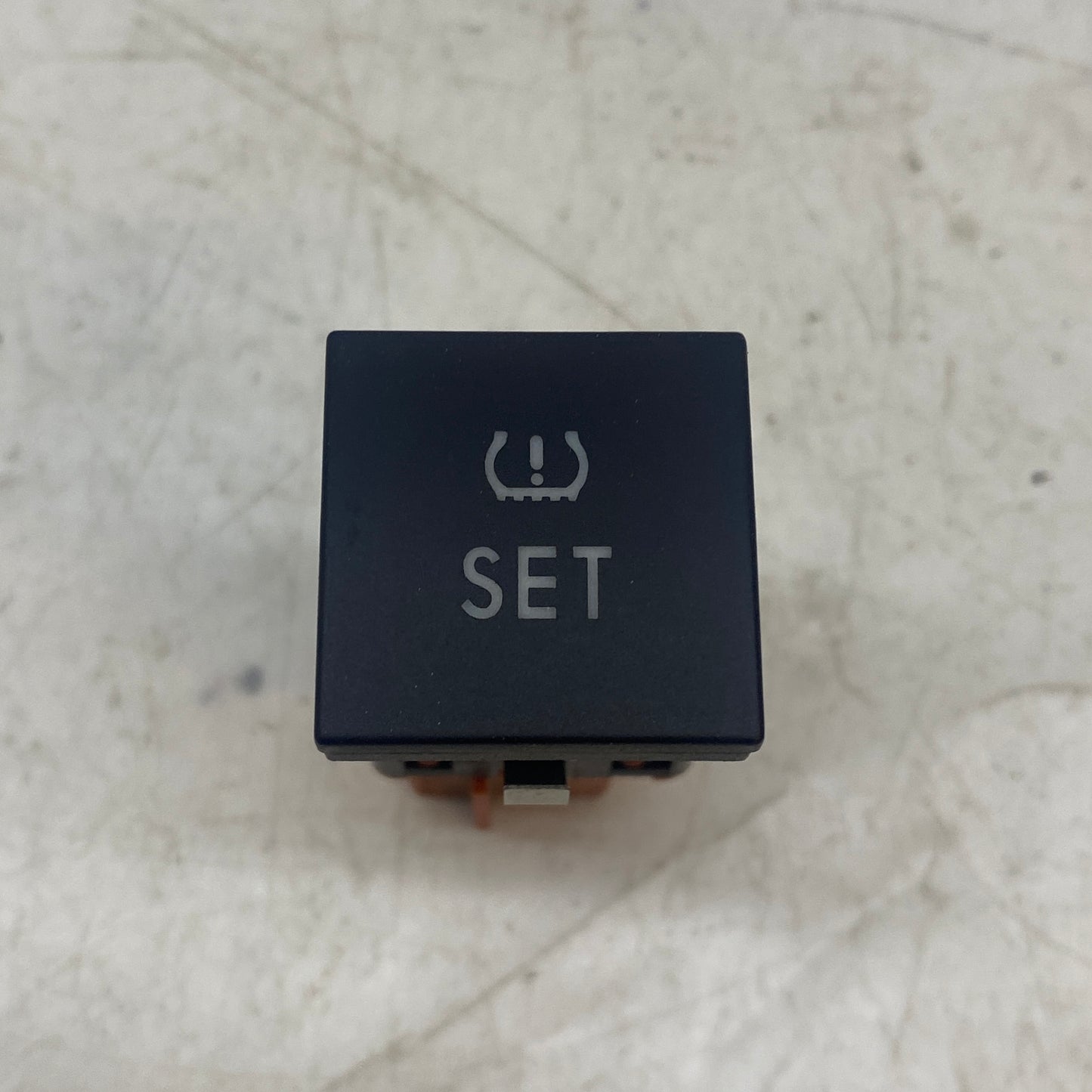 VOLKSWAGEN Jetta/Golf/Passat Lastik Basınç Kontrol Düğmesi 1K0927121B
