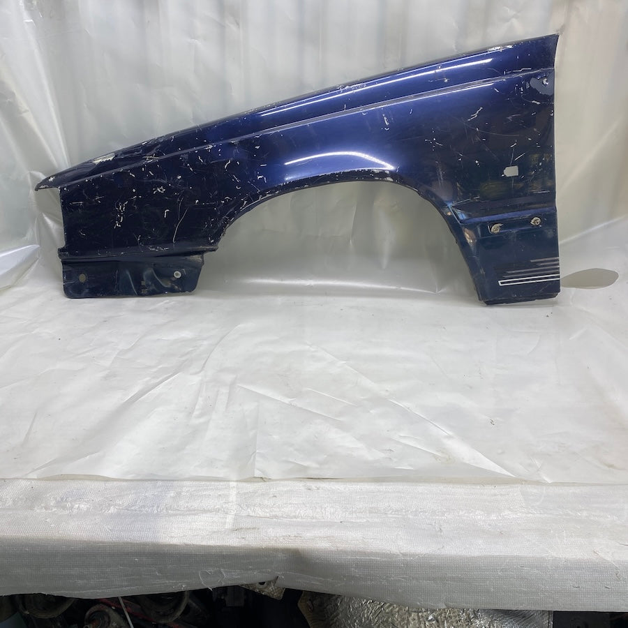 VOLVO 850 Ön Sol Çamurluk Orijinal Çıkma