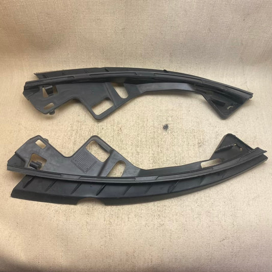 VOLVO C30 Far Tutucu Braket 31323157/31323156