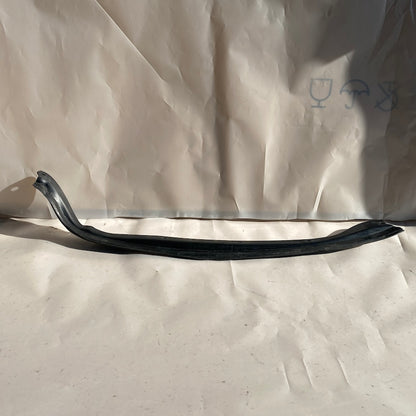 VOLVO C30 Kapı Contası 08679951