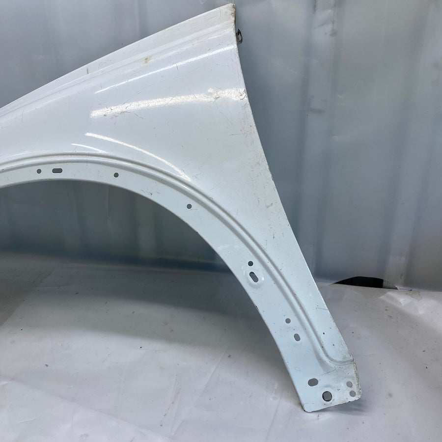 VOLVO C30 Ön Sol Çamurluk 31353949 Orijinal Çıkma 2006-2013