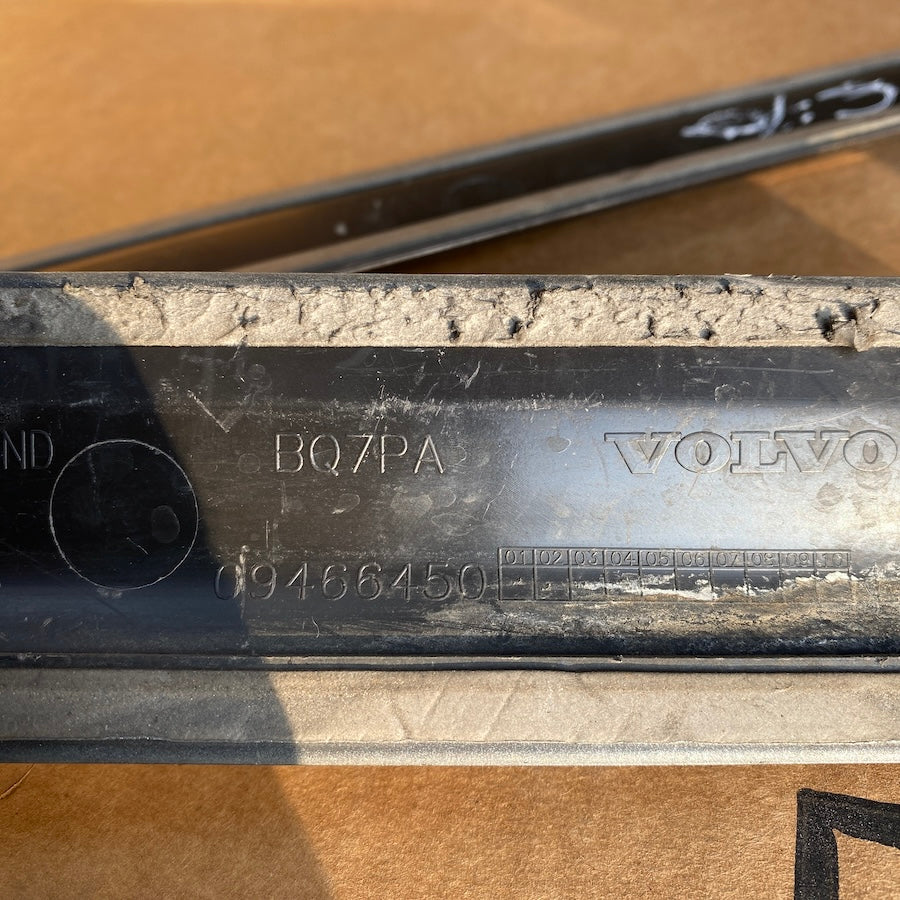 VOLVO C70 Çamurluk Çıtası 09466451/09466450