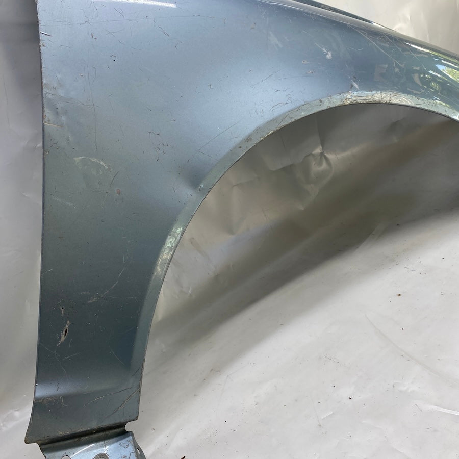 VOLVO C70 Coupe Ön Sağ Çamurluk 2007-2011 Orijinal Çıkma