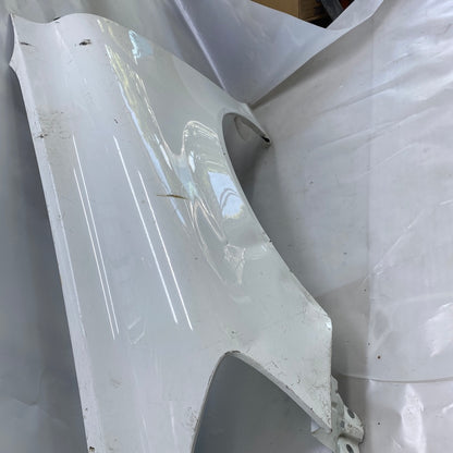 VOLVO C70 Ön Sol Çamurluk Orijinal Çıkma 2011-2015