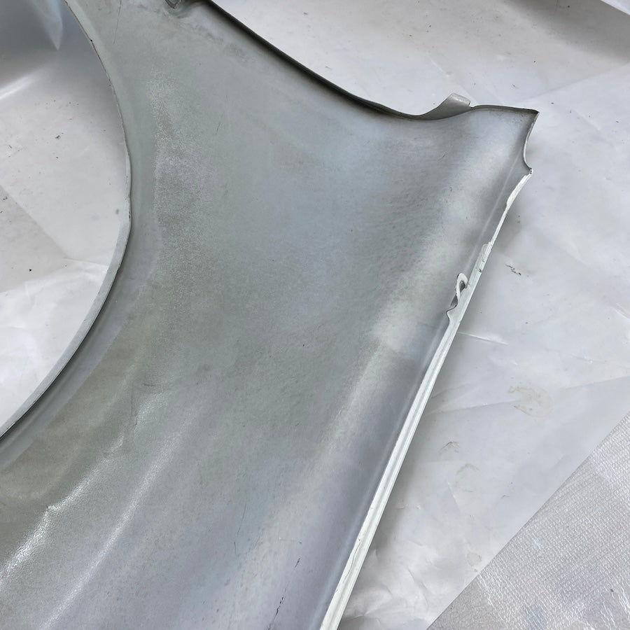 VOLVO C70 Ön Sol Çamurluk Orijinal Çıkma 2011-2015