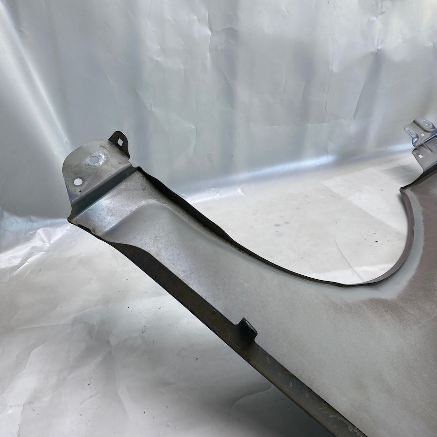 VOLVO C70 Ön Sağ Çamurluk Orijinal Çıkma 2011-2015