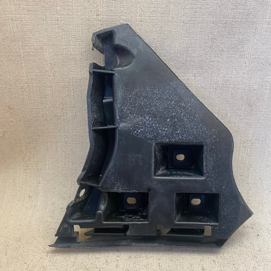 VOLVO C70 Ön Tampon Kanat Tutucu Braket 31214878