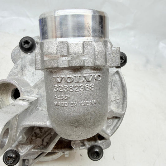 Volvo Devirdaim Pompası V90 XC60 XC90 B4&B5 32382368 En Uygun Oto Parça